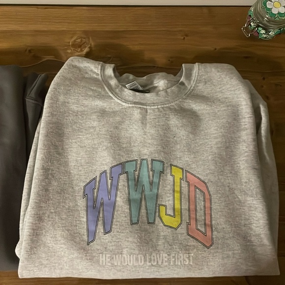 WWJD sweatshirt set - Picture 1 of 6